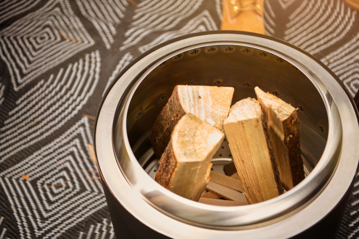 Timberwolf® Smokeless Fire Pit - 18-inch, Matte Black