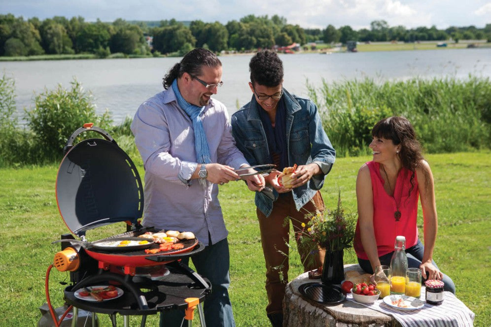 TravelQ™ 2225 Portable Propane Gas Grill, Orange
