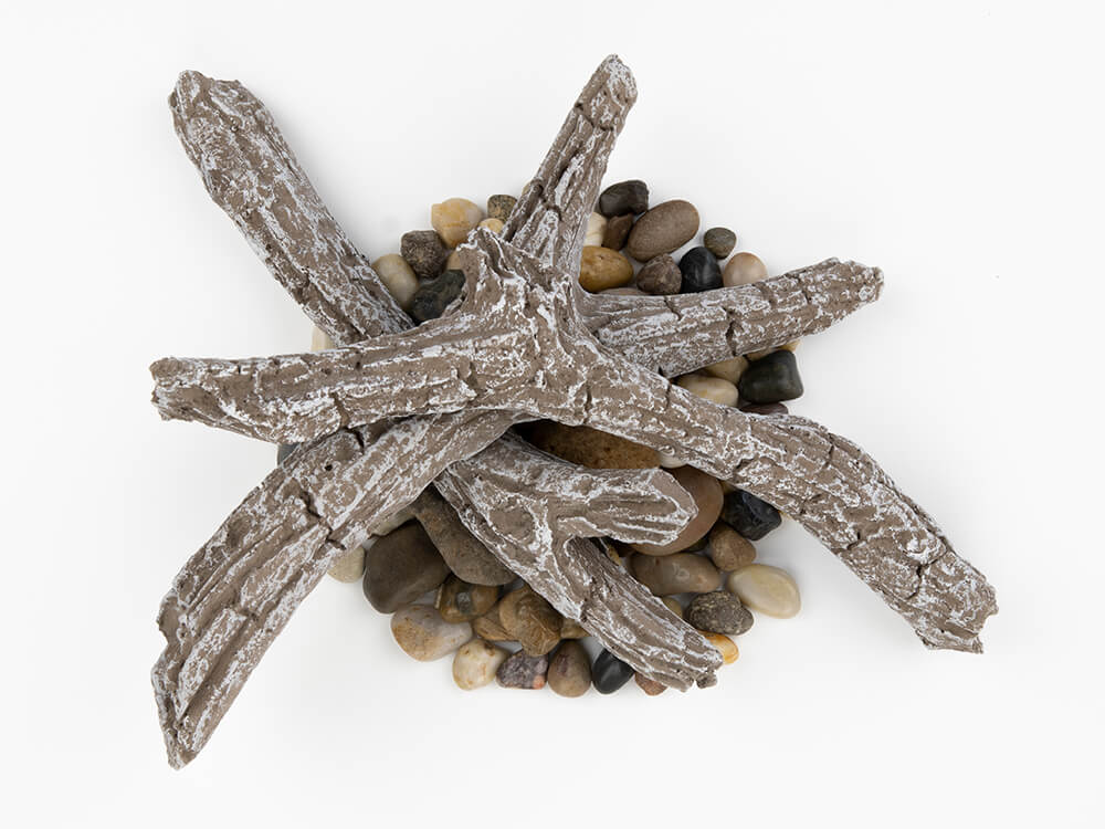 Driftwood Log Kit with Rocks for Entice™ 50