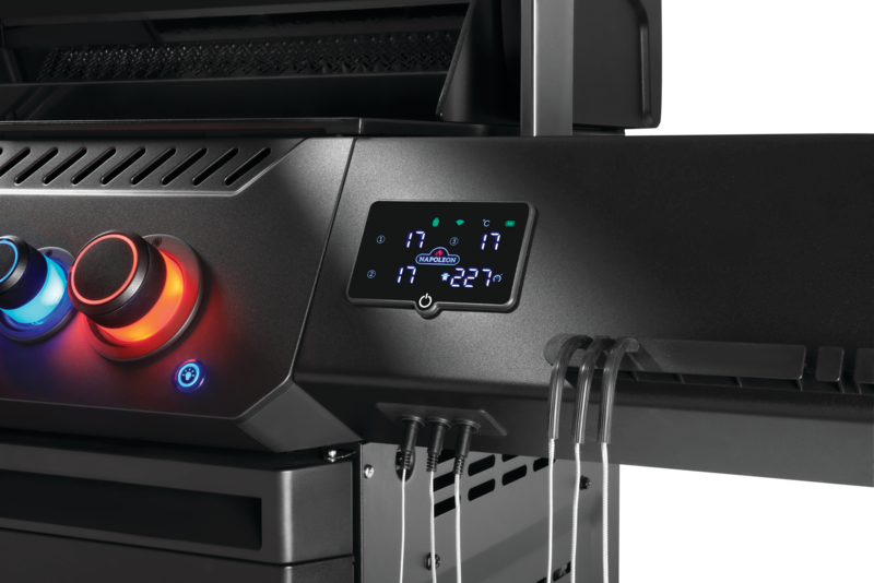 Phantom Prestige® 500 Connected, Propane Gas Grill with Infrared Side and Rear Burner